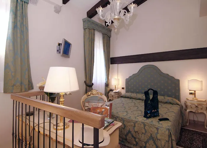 Ca' Vendramin Zago 4* Venedig